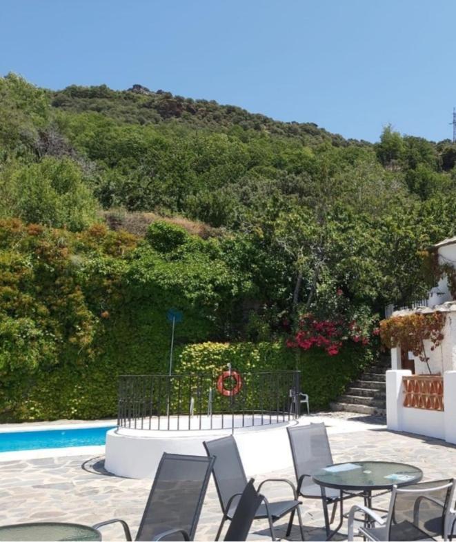 Apartamento La Casita del Árbol Blanco Bubión Exterior foto